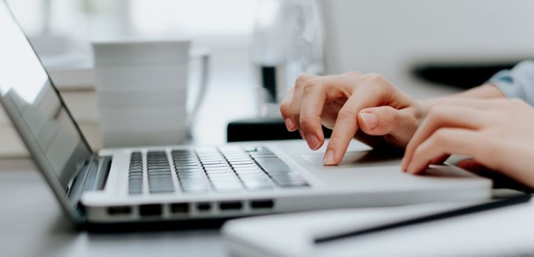 4-Ways-to-Save-Time-and-Manage-Admin-Tasks-For-Your-Business